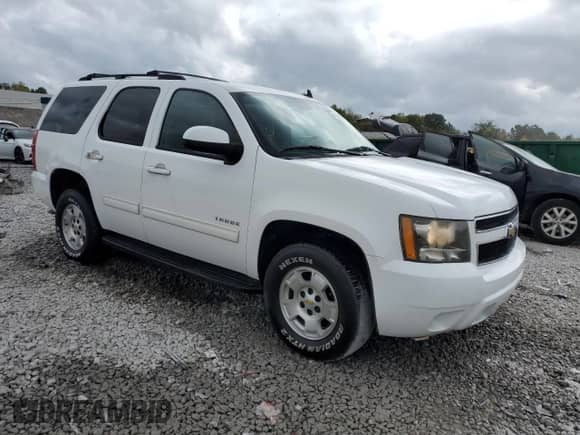 2011 Chevrolet Tahoe LS z VIN 1GNSCAE07BR263350, wystawiony jako Copart lot #85188265 z przebiegiem 210 283 mil mil oraz Szkoda całkowita • Salvage title. Historia ofert i sprzedaży dostępna na DreamBid. Obrazek 4.