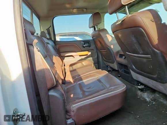 2015 Chevrolet Silverado 3500HD High Country с VIN 1GC4K1E87FF511324, выставлен на аукционе Copart как лот 69026125 с пробегом 311 457 миль миль и Чистый • Clean title. История ставок и продаж доступна на DreamBid. Изображение 10.