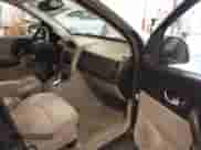 2005 Saturn VUE z VIN 5GZCZ63415S808551, wystawiony jako IAAI lot #42557004 z przebiegiem 234 814 mil mil oraz . Historia ofert i sprzedaży dostępna na DreamBid. Obrazek 5.