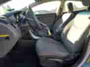 2016 Hyundai Elantra SE с VIN 5NPDH4AE5GH720497, выставлен на аукционе Copart как лот 86846055 с пробегом 71 836 миль миль и Списание • Salvage title. История ставок и продаж доступна на DreamBid. Изображение 7.
