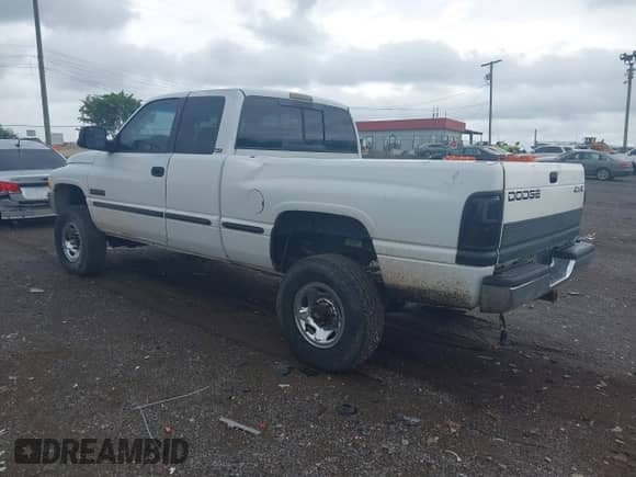 1998 Dodge RAM with VIN 3B7KF2269WG178613, listed as a IAAI auction lot 42527150 with 274,992 mi miles and . Bid and sale history available at DreamBid. Image 3.