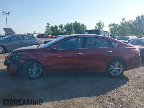 2015 Nissan Altima S с VIN 1N4AL3AP1FC117026, выставлен на аукционе IAAI как лот 42574691 с пробегом 46 561 миль миль и . История ставок и продаж доступна на DreamBid. Изображение 14.