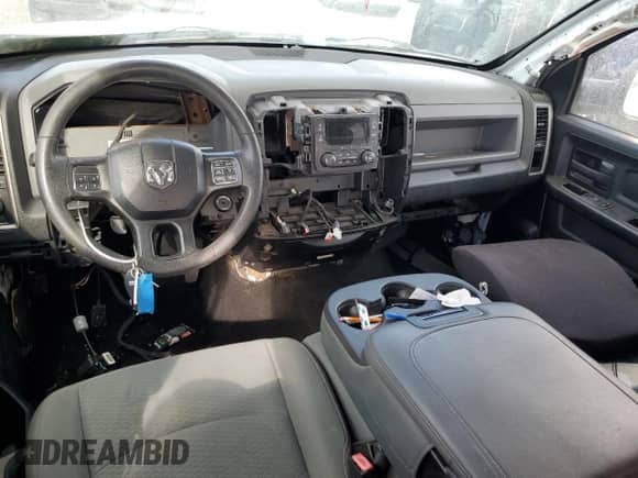 2015 Ram 1500 Tradesman с VIN 1C6RR6KM4FS589851, выставлен на аукционе Copart как лот 45275305 с пробегом Не указан миль и Списание • Salvage title. История ставок и продаж доступна на DreamBid. Изображение 8.