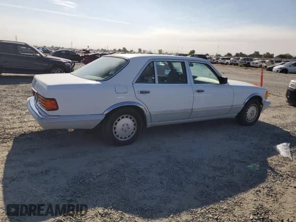 1991 Mercedes-Benz 300 с VIN WDBCA25D3MA569506, выставлен на аукционе Copart как лот 71260045 с пробегом 108 870 миль миль и Чистый • Clean title. История ставок и продаж доступна на DreamBid. Изображение 3.