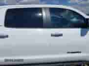 2013 Toyota Tundra Limited с VIN 5TFHW5F17DX310755, выставлен на аукционе IAAI как лот 42721884 с пробегом 122 805 миль миль и . История ставок и продаж доступна на DreamBid. Изображение 13.