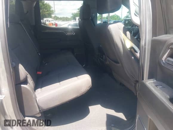 2024 Chevrolet Silverado 1500 RST с VIN 3GCPADED2RG266160, выставлен на аукционе IAAI как лот 42347513 с пробегом 22 519 миль миль и . История ставок и продаж доступна на DreamBid. Изображение 8.