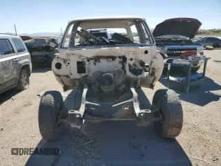 1987 Chevrolet Blazer с VIN 1GNEV18K5HF182877, выставлен на аукционе Copart как лот 78032984 с пробегом Не указан миль и Чистый • Clean title. История ставок и продаж доступна на DreamBid. Изображение 5.