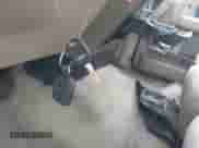 2004 Ford F-150 XLT z VIN 1FTRX12534KC29493, wystawiony jako IAAI lot #41470710 z przebiegiem 272 253 mil mil oraz . Historia ofert i sprzedaży dostępna na DreamBid. Obrazek 11.