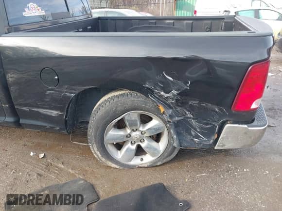 2017 Ram 1500 Big Horn с VIN 1C6RR6TT0HS714109, выставлен на аукционе IAAI как лот 41124053 с пробегом 91 651 миль миль и . История ставок и продаж доступна на DreamBid. Изображение 6.