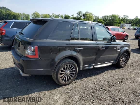 2010 Land Rover Range Rover Sport HSE with VIN SALSF2D41AA253655, listed as a Copart auction lot 68158115 with 146,176 mi miles and Clean title. Bid and sale history available at DreamBid. Image 3.