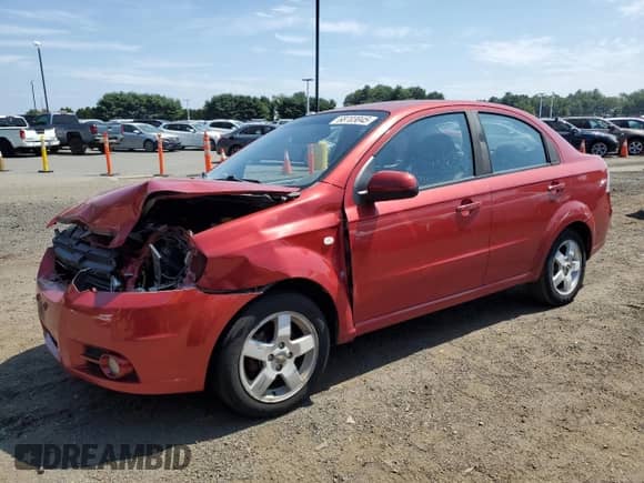 2007 Chevrolet Aveo LT z VIN KL1TG56647B190652, wystawiony jako Copart lot #68703045 z przebiegiem 131 700 mil mil oraz Szkoda całkowita • Salvage title. Historia ofert i sprzedaży dostępna na DreamBid. Obrazek 1.