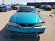 1994 Ford Mustang z VIN 1FALP4045RF130357, wystawiony jako Copart lot #70832464 z przebiegiem 112 148 mil mil oraz Szkoda całkowita • Salvage title. Historia ofert i sprzedaży dostępna na DreamBid. Obrazek 5.