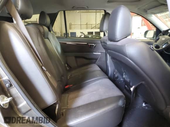 2012 Hyundai Santa Fe SE with VIN 5XYZHDAG0CG120415, listed as a Copart auction lot 82212835 with 175,380 mi miles and Clean title. Bid and sale history available at DreamBid. Image 11.