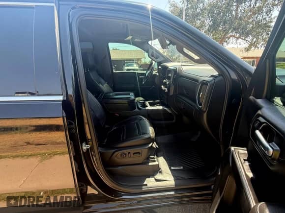 2020 GMC Sierra 1500 Denali with VIN 1GTU9FEL8LZ122635, listed as a Copart auction lot 70371175 with 97,822 mi miles and Salvage title. Bid and sale history available at DreamBid. Image 5.