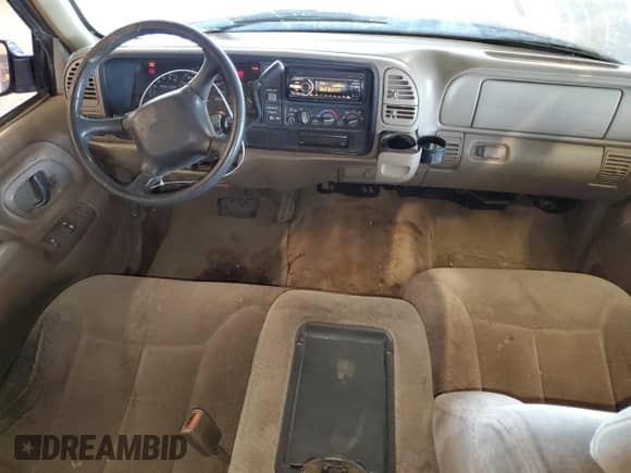 1999 Chevrolet Silverado 1500 with VIN 1GCEC19R1XR147244, listed as a Copart auction lot 48353905 with 264,369 mi miles and Salvage title. Bid and sale history available at DreamBid. Image 8.