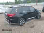 2020 Mitsubishi Outlander SE z VIN JA4AD3A3XLZ030748, wystawiony jako IAAI lot #42352856 z przebiegiem 139 556 mil mil oraz . Historia ofert i sprzedaży dostępna na DreamBid. Obrazek 4.