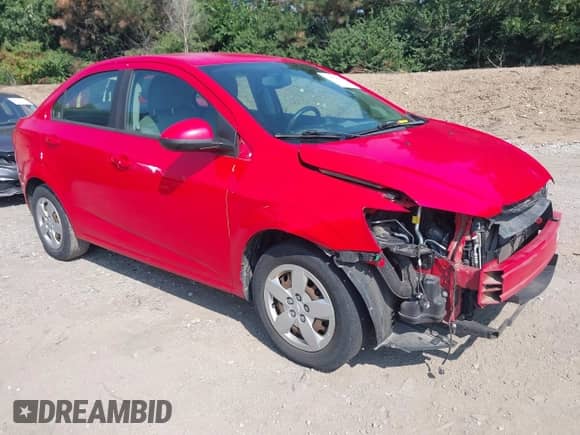 2015 Chevrolet Sonic LS с VIN 1G1JA5SH2F4162899, выставлен на аукционе IAAI как лот 43007862 с пробегом 103 450 миль миль и . История ставок и продаж доступна на DreamBid. Изображение 1.