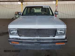 1987 Chevrolet Blazer z VIN 1GNCS18R3H8160944, wystawiony jako Copart lot #69201855 z przebiegiem 52 128 mil mil oraz Czysty tytuł • Clean title. Historia ofert i sprzedaży dostępna na DreamBid. Obrazek 5.