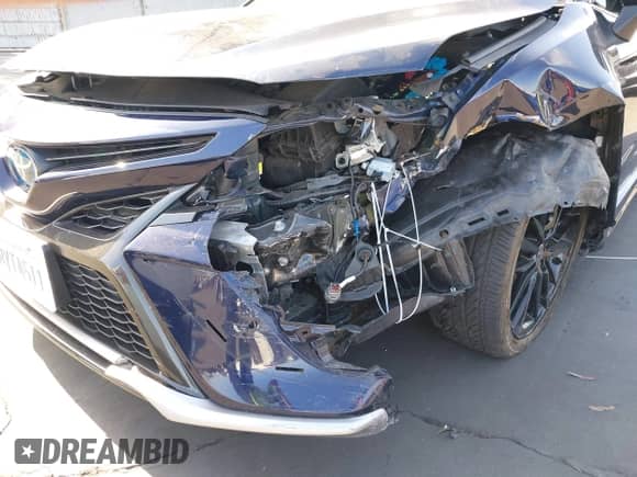 2022 Toyota Camry Hybrid XSE с VIN 4T1K31AK6NU571803, выставлен на аукционе IAAI как лот 42348549 с пробегом 15 263 миль миль и . История ставок и продаж доступна на DreamBid. Изображение 6.