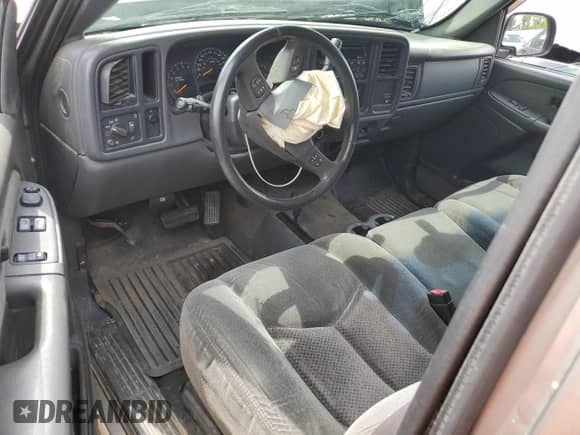 2003 Chevrolet Silverado 1500 LS с VIN 1GCEK14T73Z343155, выставлен на аукционе Copart как лот 53270774 с пробегом Не указан миль и На запчасти • Non repairable. История ставок и продаж доступна на DreamBid. Изображение 8.