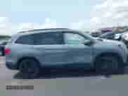 2022 Honda Pilot Special Edition with VIN 5FNYF5H24NB033970, listed as a IAAI auction lot 42391656 with 44,504 mi miles and . Bid and sale history available at DreamBid. Image 13.