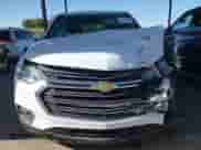 2018 Chevrolet Traverse LT с VIN 1GNERHKWXJJ112626, выставлен на аукционе IAAI как лот 43034930 с пробегом 176 611 миль миль и . История ставок и продаж доступна на DreamBid. Изображение 12.