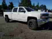 2017 Chevrolet Silverado 1500 LT z VIN 1GCUKREC4HF226909, wystawiony jako Copart lot #85580905 z przebiegiem 138 117 mil mil oraz Szkoda całkowita • Salvage title. Historia ofert i sprzedaży dostępna na DreamBid. Obrazek 4.