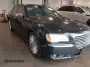 2012 Chrysler 300 C z VIN 2C3CCAKT0CH147523, wystawiony jako IAAI lot #43595165 z przebiegiem 160 218 mil mil oraz . Historia ofert i sprzedaży dostępna na DreamBid. Obrazek 1.