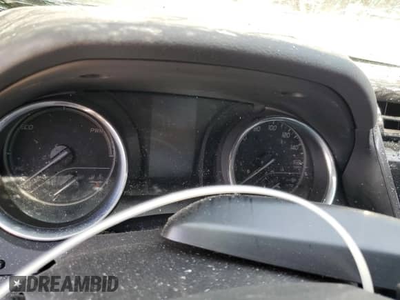 2019 Toyota Camry Hybrid LE с VIN 4T1B21HK2KU513773, выставлен на аукционе Copart как лот 70576645 с пробегом Не указан миль и Списание • Salvage title. История ставок и продаж доступна на DreamBid. Изображение 9.