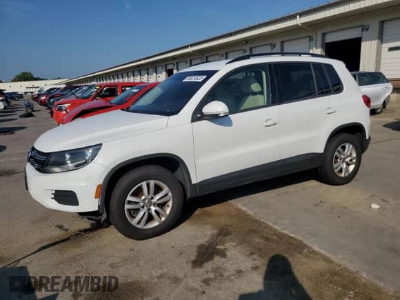 2017 Volkswagen Tiguan S с VIN WVGBV7AX4HK019967, выставлен на аукционе Copart как лот 68024925 с пробегом 100 223 миль миль и Списание • Salvage title. История ставок и продаж доступна на DreamBid. Изображение 1.