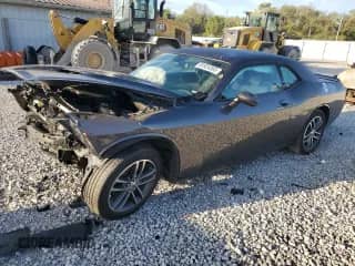 2019 Dodge Challenger SXT with VIN 2C3CDZGG6KH628107, listed as a Copart auction lot 81924365 with 56,411 mi miles and Salvage title. Bid and sale history available at DreamBid. Image 1.