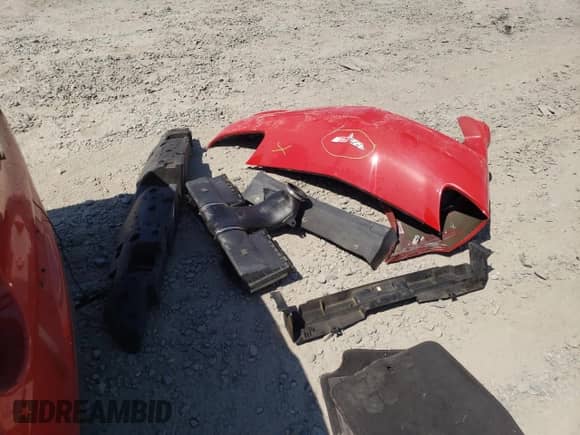 2006 Chevrolet Corvette with VIN 1G1YY25U365111505, listed as a Copart auction lot 70690885 with 105,681 mi miles and Salvage title. Bid and sale history available at DreamBid. Image 12.