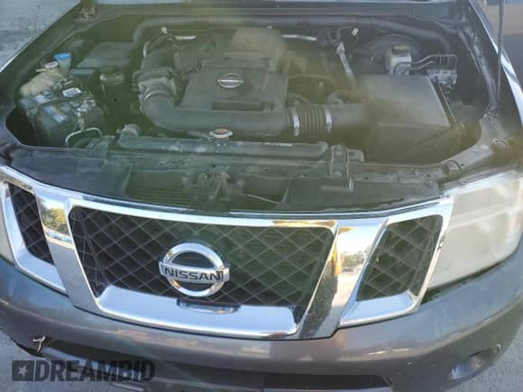 2011 Nissan Pathfinder LE z VIN 5N1AR1NB6BC631178, wystawiony jako Copart lot #71516945 z przebiegiem 213 386 mil mil oraz Szkoda całkowita • Salvage title. Historia ofert i sprzedaży dostępna na DreamBid. Obrazek 12.