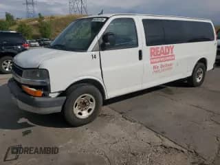 2013 Chevrolet Express Passenger LT с VIN 1GAZG1FG1D1121397, выставлен на аукционе Copart как лот 64763735 с пробегом Не указан миль и Чистый • Clean title. История ставок и продаж доступна на DreamBid. Изображение 1.