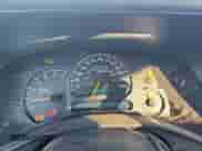 2004 Chevrolet Silverado 1500 Z71 z VIN 2GCEK13T341428652, wystawiony jako Copart lot #90475115 z przebiegiem 264 729 mil mil oraz Czysty tytuł • Clean title. Historia ofert i sprzedaży dostępna na DreamBid. Obrazek 9.