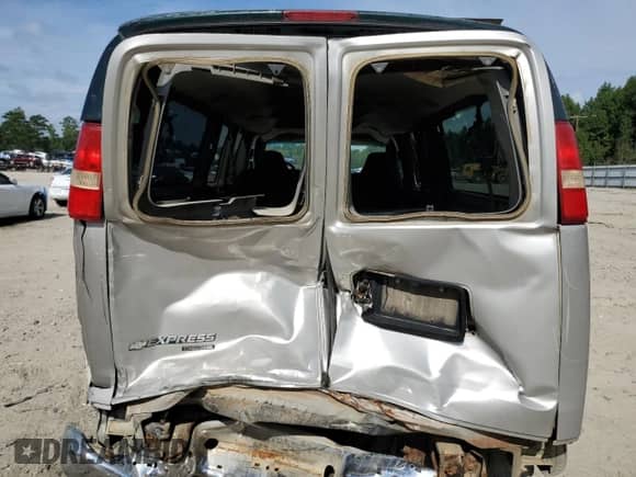 2009 Chevrolet Express Passenger with VIN 1GAHG39K091159217, listed as a Copart auction lot 68862955 with 255,296 mi miles and Salvage title. Bid and sale history available at DreamBid. Image 10.