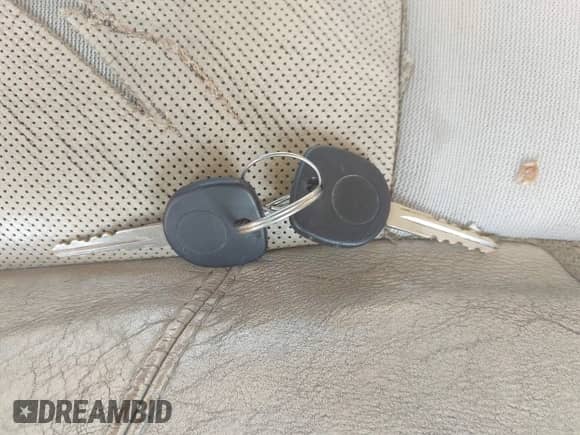 2007 Cadillac Escalade EXT with VIN 3GYFK62817G262085, listed as a IAAI auction lot 42338230 with Not provided miles and . Bid and sale history available at DreamBid. Image 11.