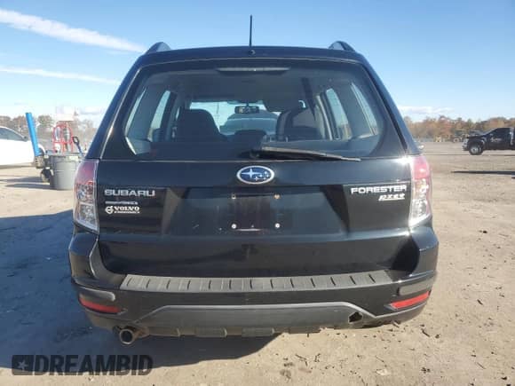 2013 Subaru Forester X z VIN JF2SHABCXDH423840, wystawiony jako Copart lot #91079915 z przebiegiem 166 658 mil mil oraz Czysty tytuł • Clean title. Historia ofert i sprzedaży dostępna na DreamBid. Obrazek 6.