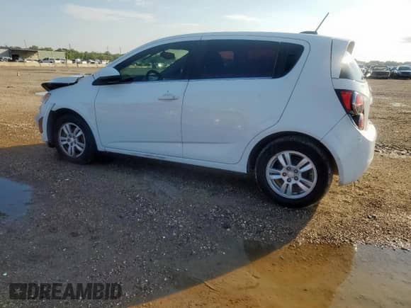 2015 Chevrolet Sonic LT with VIN 1G1JC6SH5F4196643, listed as a Copart auction lot 71075155 with 82,089 mi miles and Salvage title. Bid and sale history available at DreamBid. Image 2.
