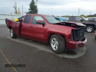 2018 Chevrolet Silverado 1500 LT z VIN 1GCVKREC4JZ177459, wystawiony jako Copart lot #82489445 z przebiegiem 147 546 mil mil oraz Szkoda całkowita • Salvage title. Historia ofert i sprzedaży dostępna na DreamBid. Obrazek 4.