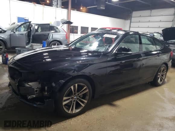 2014 BMW 3 Series 335i Gran Turismo xDrive z VIN WBA3X9C56ED152897, wystawiony jako Copart lot #43759555 z przebiegiem 153 213 mil mil oraz Czysty tytuł • Clean title. Historia ofert i sprzedaży dostępna na DreamBid. Obrazek 1.