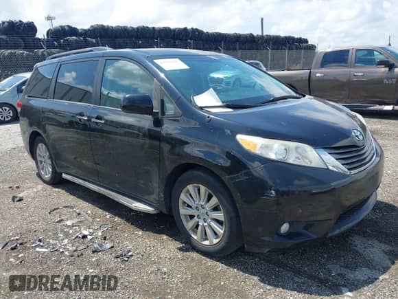 2013 Toyota Sienna XLE с VIN 5TDDK3DC8DS064047, выставлен на аукционе IAAI как лот 42755455 с пробегом 143 604 миль миль и . История ставок и продаж доступна на DreamBid. Изображение 1.
