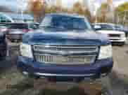 2009 Chevrolet Suburban LTZ z VIN 1GNFK36309R243475, wystawiony jako Copart lot #90379995 z przebiegiem 168 390 mil mil oraz Szkoda całkowita • Salvage title. Historia ofert i sprzedaży dostępna na DreamBid. Obrazek 5.
