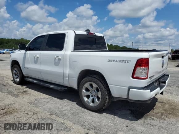 2020 Ram 1500 Big Horn z VIN 1C6SRFFM6LN248876, wystawiony jako Copart lot #65591695 z przebiegiem 111 401 mil mil oraz Szkoda całkowita • Salvage title. Historia ofert i sprzedaży dostępna na DreamBid. Obrazek 2.