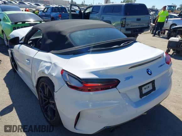 2023 BMW Z4 sDrive30i with VIN WBAHF3C02PWY11687, listed as a IAAI auction lot 43462085 with 20,232 mi miles and . Bid and sale history available at DreamBid. Image 3.