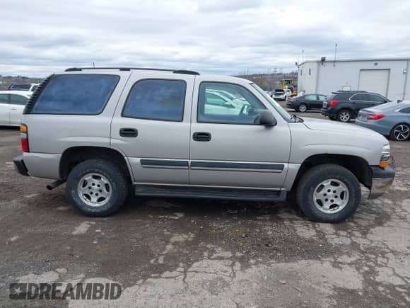 2004 Chevrolet Tahoe LS с VIN 1GNEK13Z04J271034, выставлен на аукционе IAAI как лот 41796281 с пробегом 213 966 миль миль и . История ставок и продаж доступна на DreamBid. Изображение 13.