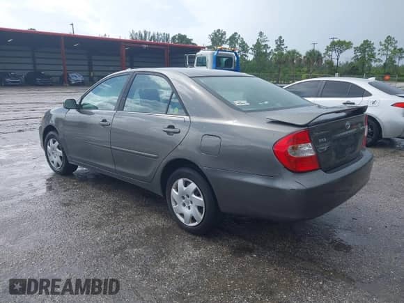 2004 Toyota Camry LE с VIN 4T1BE32K24U806765, выставлен на аукционе IAAI как лот 43368893 с пробегом 138 105 миль миль и . История ставок и продаж доступна на DreamBid. Изображение 3.