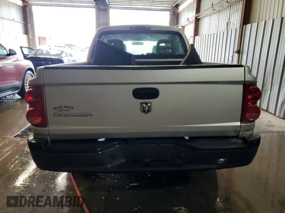 2006 Dodge Dakota ST with VIN 1D7HW28K36S507044, listed as a Copart auction lot 61255725 with 117,459 mi miles and Salvage title. Bid and sale history available at DreamBid. Image 6.