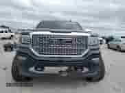 2016 GMC Sierra 1500 Denali z VIN 3GTU2PEJ7GG281449, wystawiony jako Copart lot #65558455 z przebiegiem 138 342 mil mil oraz Szkoda całkowita • Salvage title. Historia ofert i sprzedaży dostępna na DreamBid. Obrazek 5.