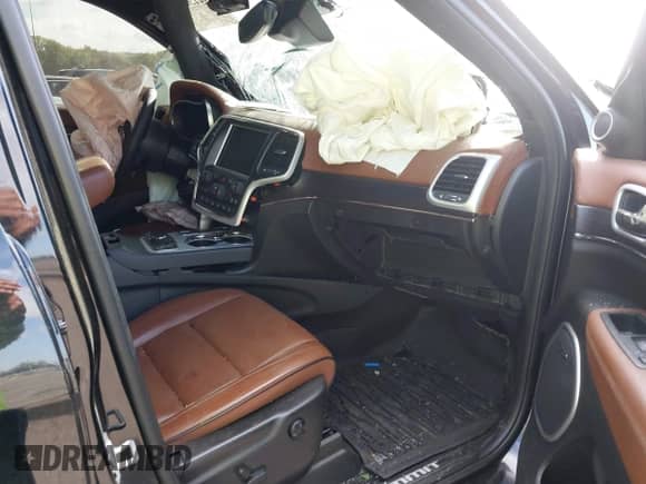 2018 Jeep Grand Cherokee Summit с VIN 1C4RJFJT5JC120523, выставлен на аукционе IAAI как лот 42136651 с пробегом 75 699 миль миль и . История ставок и продаж доступна на DreamBid. Изображение 5.